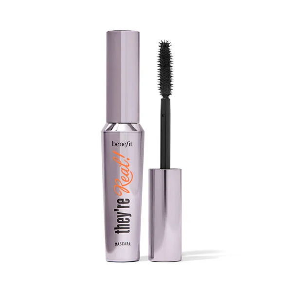 BENEFIT They’re Real Mascara volume